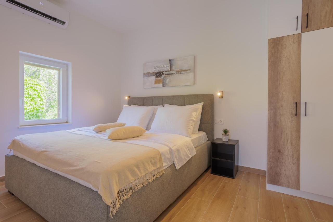 Apartments Piritus Split Bagian luar foto