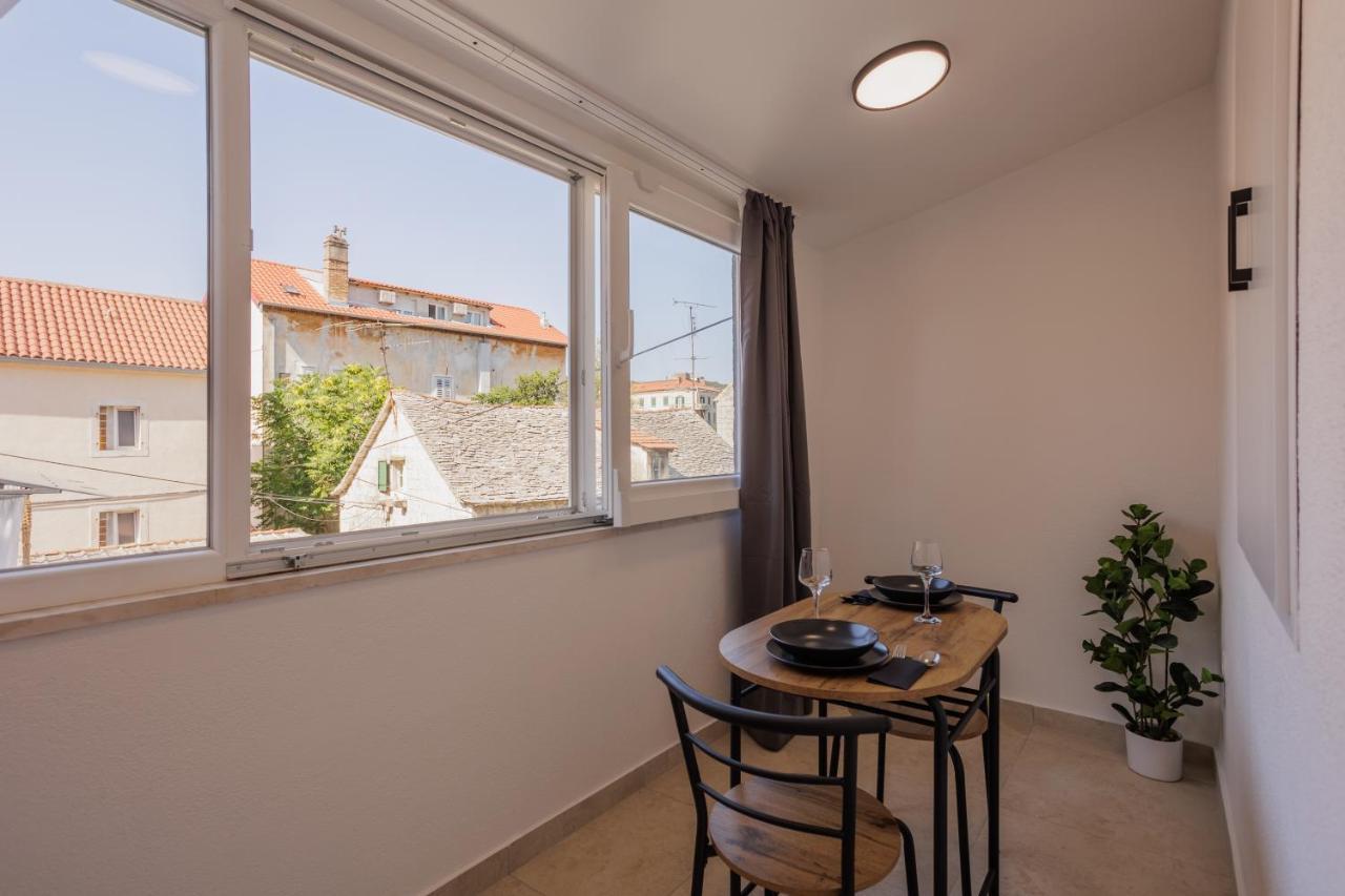 Apartments Piritus Split Bagian luar foto